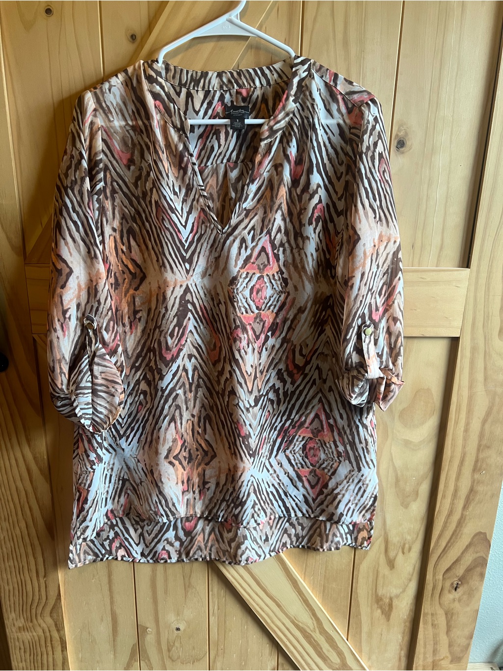 Chico’s Sheer V-Neck Roll-Sleeve Tunic In Brown, Cream & Peach Print Size M Boho